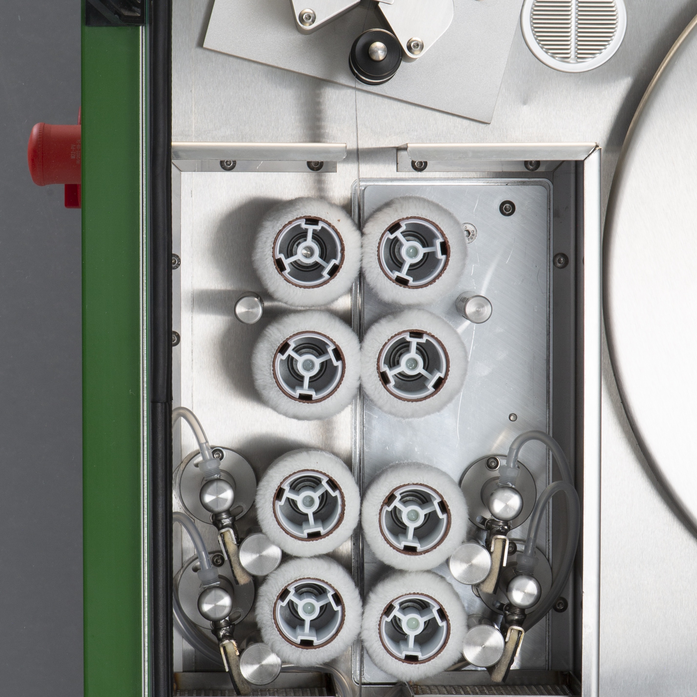 Excel 1400 cleaning buffer wheels — close-up detail